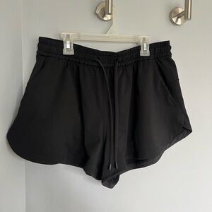 Lululemon Soft Jersey Mid Rise Curved Hem 3” Short